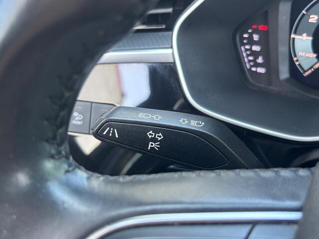 Audi Q3 35 TFSI Pro Line | Stoelverwarming | Dodehoek Detectie | Parkeersensoren | Sportstoelen