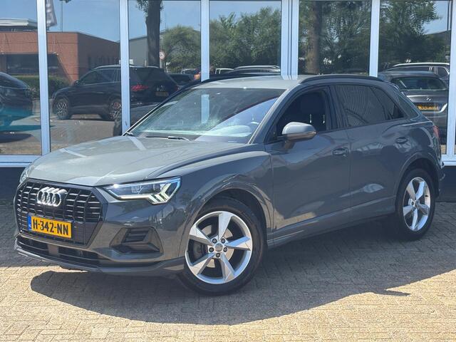 Audi Q3 35 TFSI Pro Line | Stoelverwarming | Dodehoek Detectie | Parkeersensoren | Sportstoelen