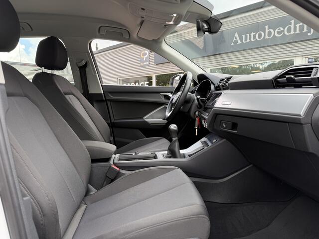 Audi Q3 35 TFSI | CarPlay | ACC | Dodehoek | Trekhaak wegklapbaar