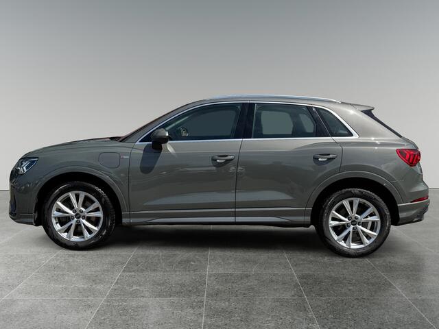 Audi Q3 45 245pk TFSI e S edition MMI navigatie plus | Adaptive cruise control | Parkeerhulp plus