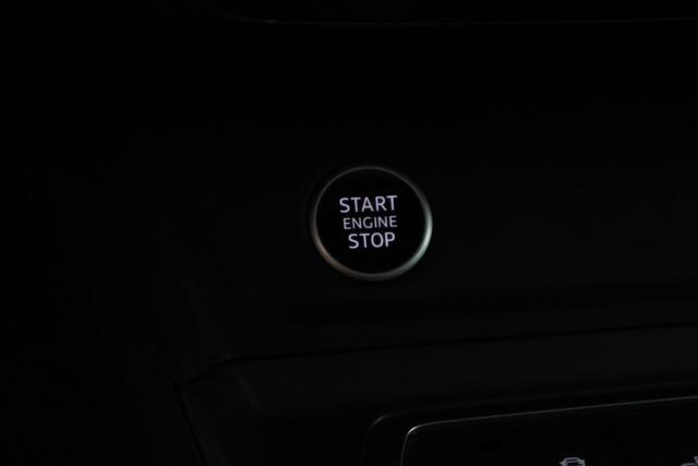 Audi Q3 Sportback 45 TFSI 245pk e S Edition Stoelverwarming Keyless Panoramadak Adaptive Cruise 2x S-Line