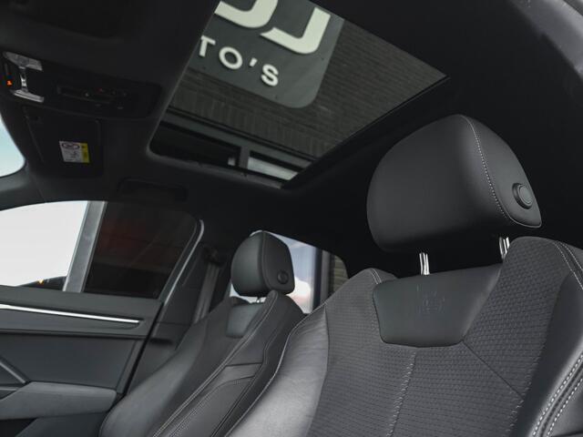 Audi Q3 Sportback 45 TFSI e S line | Pano | All Black | 20" | Keyless | Sfeerv. 30klrn | Side | Matrix | Camera | Alcantara |