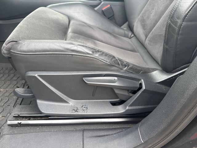 Audi Q3 35TFSI 110KW/150PK S-Line · Camera · Trekhaak · Panoramadak · Stoelverwarming · Apple/Android Car Play ·