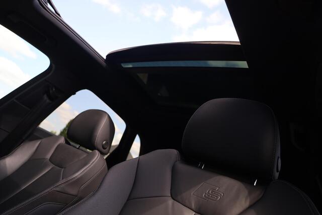 Audi Q3 45 TFSI e S edition MF Sportstuur afgevlakt, panoramadak, verwarmbare voorstoelen, comfortsleutel, autmatisch dimmende binnenspiegel, Optiek pakket zwart, 20" LM velgen, hout klavierlak zwart, spiegels automatisch dimmend, Audi virtueel cockpit Plus, Bang