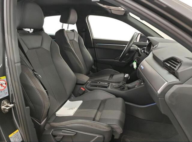 Audi Q3 Sportback 45 TFSI e Hybride S Edition / 1/2 Leder-Sport / Navigatie-multimedia / Airco-ecc./ Pdc./ A.klep electrisch /