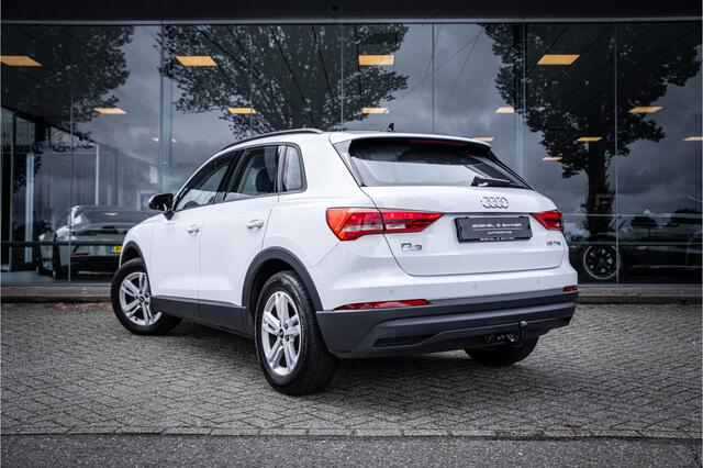 Audi Q3 35 TFSI Pro Line ** Trekhaak ** Navigatie ** Stoelverwarming
