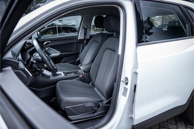 Audi Q3 35 TFSI Pro Line ** Trekhaak ** Navigatie ** Stoelverwarming