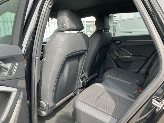 Audi Q3 45TFSIe 245PK S Line · Camera · Navigatie · Apple/Android Car Play · Dodehoeksensor · Drive select ·