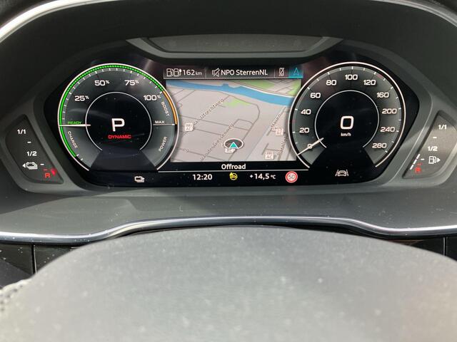 Audi Q3 45TFSIe 245PK S Line · Camera · Navigatie · Apple/Android Car Play · Dodehoeksensor · Drive select ·