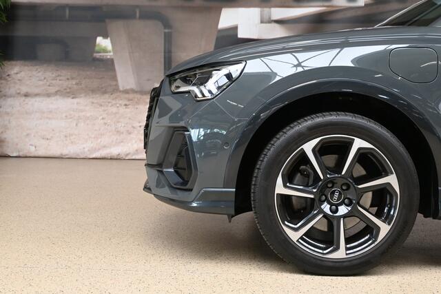 Audi Q3 Sportback 45 TFSIe 245pk Advanced Black edition | ACC | Camera | Elek. klep | 100% (Dealer) onderhouden label