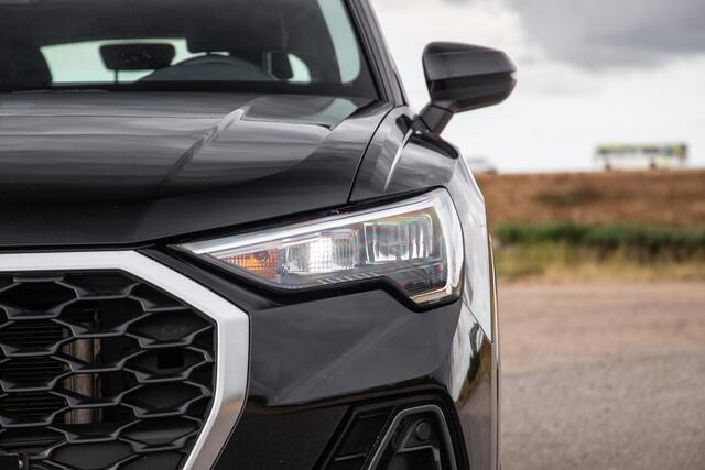 Audi Q3 Sportback 45 TFSI e Edition ADAPTIVE CRUISE / CARPLAY / DEALER ONDERHOUDEN / AUTOMAAT