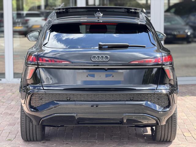 Audi Q3 Sportback 1.5 e-hybrid S edition | Leer | Pano | Trekhaak