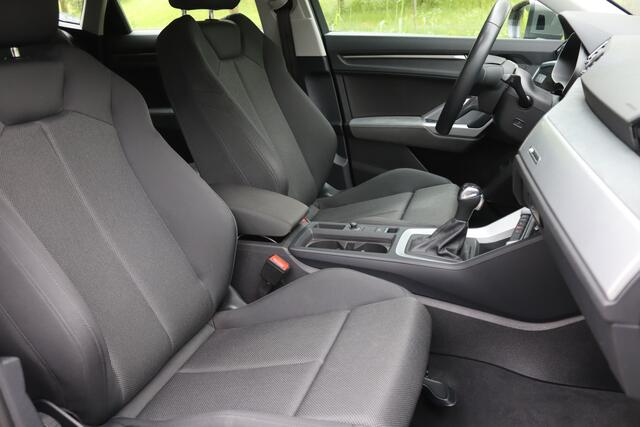 Audi Q3 Sportback 45 TFSI e S-Line LED/MMI Plus/CarPlay/Dodehoek/Elek. klep/ACC/19"
