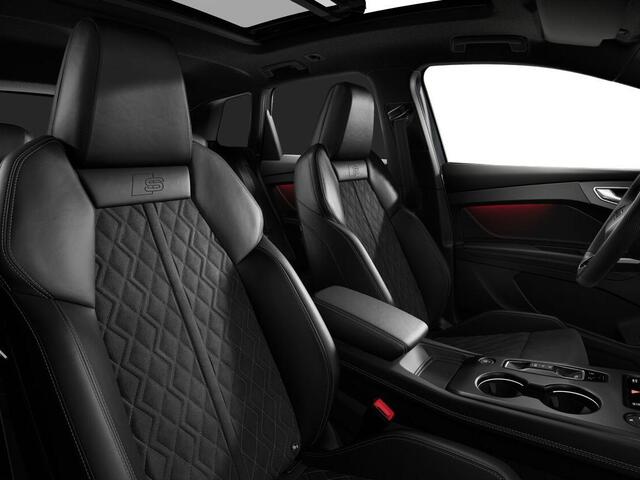 Audi Q4 S edition quattro 82 kWh 340 PK · Tech pro · Glazen panoramadak · Geheugenstoelen elek. verstelbaar