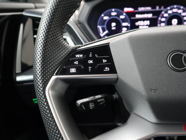 Audi Q4 Sportback e-tron 55 quattro S Edition 82 kWh | 340 PK | SoH 99 % | Trekhaak wegklapbaar | Warmtepomp | Matrix LED koplampen | S line |