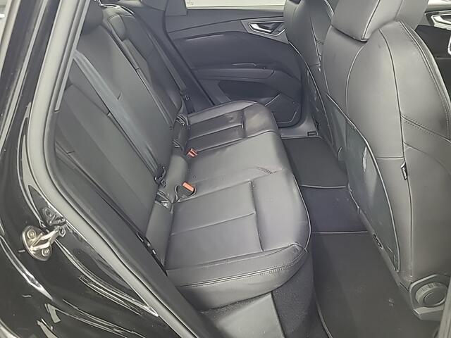 Audi Q4 Sportback e-tron 40 Launch edition Advanced Plus 77 kWh | S-Line | Sonos | Stoelverwarming | Adaptive Cruise Control | Camera | Apple Carplay | Navigatie | Keyless | RS Seats | Leer | Matrix LED |