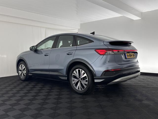 Audi Q4 Sportback e-tron 35 Advanced Edition 55 kWh (INCL-BTW) *AUT | NAVI-FULLMAP | KEYLESS | CAMERA | DIGI-COCKPIT | DAB | AMBIENT-LIGHT | HEATED-SPORTSEATS | 19''ALU*