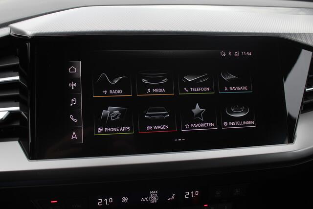 Audi Q4 Sportback e-tron 40 Advanced edition 77 kWh / Trekhaak / Camera / Head-up / CarPlay / 18'' / Keyless / Dodehoek / Stoelverwarming / DAB / ACC