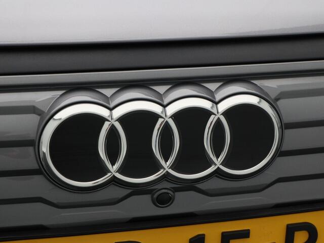 Audi Q4 Sportback e-tron 45 S Edition 82 kWh 286 Pk | Stoelverwarming | Trekhaak | Matrix LED | Adaptive Cruise | 20 Inch | 8.466 Km !!