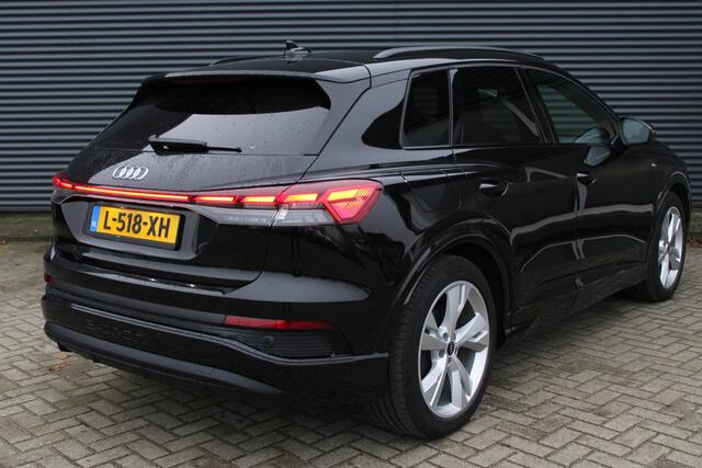 Audi Q4 e-tron 40 Launch Edition S Edition Competition S-line 77 kWh Panoramadak Trekhaak Matrix Acc