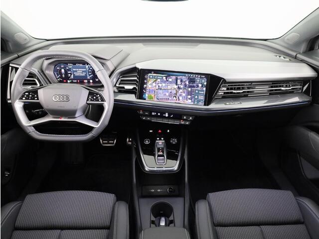 Audi Q4 e-tron 45 quattro S Edition 82 kWh 286pk | Panoramadak | 20 inch Lichtmetalen velgen | Assistentiepakket plus