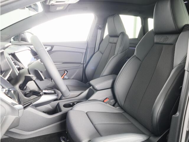 Audi Q4 e-tron 45 quattro S Edition 82 kWh 286pk | Panoramadak | 20 inch Lichtmetalen velgen | Assistentiepakket plus
