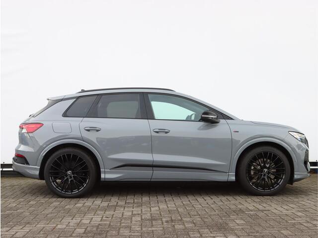 Audi Q4 e-tron 40 | S edition 77 kWh | 150 kW/204pk | Matrix LED | MMI navigatie plus | Donker glas achter | Zwart optiek |