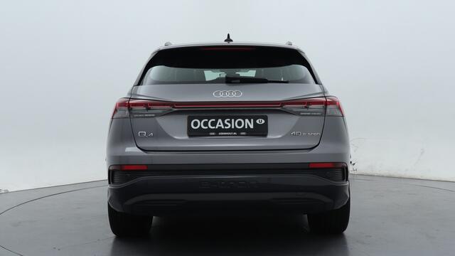 Audi Q4 e-tron 40 Advanced edition 77 kWh | 20" LMV | Zwart optiek | Parkeerhulp Plus |