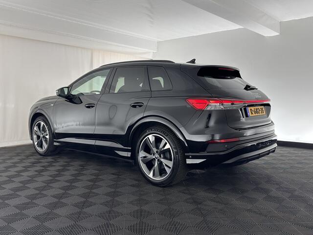 Audi Q4 e-tron 40 S edition 77 kWh S-Line [ 3-Fase ] (INCL.BTW) *HEAT-PUMP | 1/2LEATHER | MATRIX-LED | ADAPTIVE-CRUISE | AMBIENT-LIGHT | DIGI-COCKPIT | AUDI-SOUND | DAB+ | KEYLESS | CAMERA | SPORT-SEATS | 20''ALU*