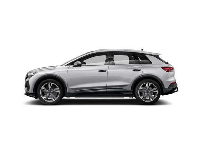 Audi Q4 e-tron 45 quattro Advanced edition 286 PK · Glazen panoramadak · 20" LM Velgen · Elektrisch wegklapbare trekhaak