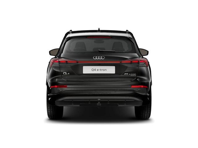 Audi Q4 e-tron 45 quattro S Edition 286 PK · Elek. wegklapbare trekhaak · Glazen panoramadak · Assistentiepakket plus · Comfortpakket