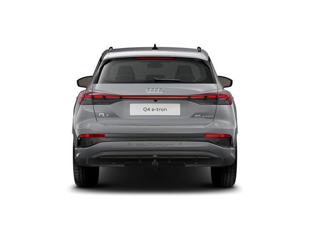 Audi Q4 e-tron 45 quattro S Edition 286 PK · 21" LM Velgen · Elek. wegklapbare trekhaak · Glazen panoramadak · Assist. pakket plus