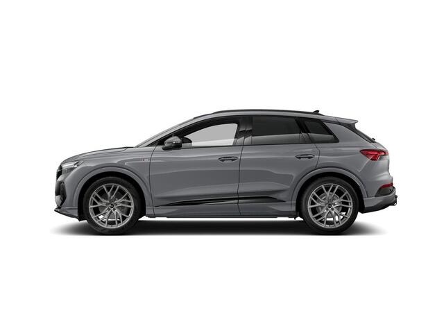 Audi Q4 e-tron 45 quattro S Edition 286 PK · 21" LM Velgen · Elek. wegklapbare trekhaak · Glazen panoramadak · Assist. pakket plus