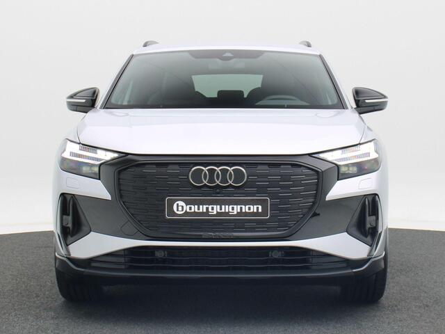 Audi Q4 e-tron S edition 45 82 kWh | 286 PK | NU ¤ 2000 E -PREMIE!!! | Privacy glas | 20 inch velgen | Zwart Optiek | Matrix Led |