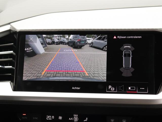 Audi Q4 e-tron 40 Launch edition Advanced 77 kWh | Matrix LED | Achteruitrijcamera | Elektrische klep | Warmtepomp | Adaptive cruise control | Navigatie | Stoelverwarming |