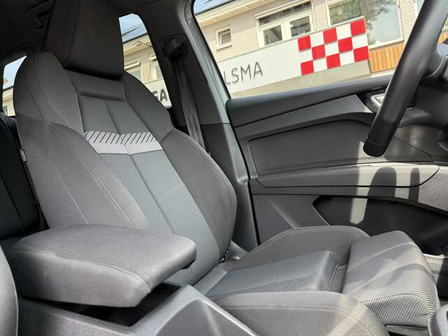 Audi Q4 e-tron 40 Launch edition Advanced 77 kWh, Navi & CarPlay | incl. BTW