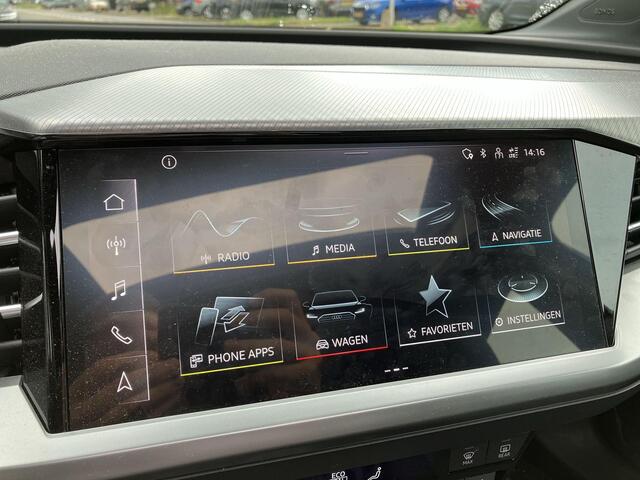 Audi Q4 e-tron 40 Advanced Edition 77 kWh · Panoramadak · Sonos Sound · Camera · ACC · Head-Up Display · Optiekpakket Zwart · Stoelverwarming · Elek. Achterklep ·