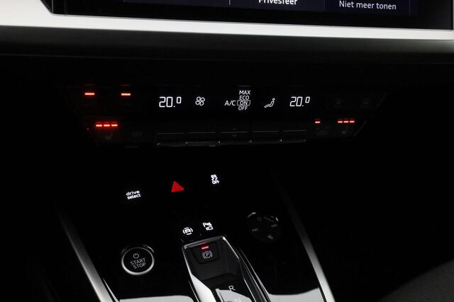 Audi Q4 e-tron 40 Launch edition Advanced 77 kWh / 204 pk | Warmtepomp | Matrix LED | Verwarmbare voorruit | Head-up display | Achteruitrijcamera | Stoelverwarming | Side-assist |