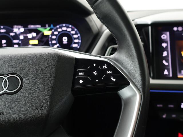 Audi Q4 e-tron 45 quattro Advanced edition 82 kWh | 286 PK | automaat | SoH 96% | Multifunctioneel stuurwiel | Stoelverwarming | Panoramadak |
