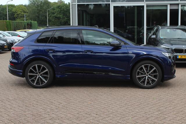 Audi Q4 e-tron 45 S Edition 82 kWh / Panoramadak / Camera / 20'' / Sfeerverlichting / Half leder / Navigatie / DAB / Stoelverwarming / ACC
