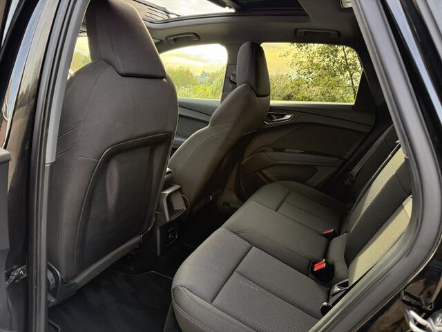 Audi Q4 e-tron 35 Advanced Plus Panoramadak, 20''Lmv, Camera, Stoelverwarming