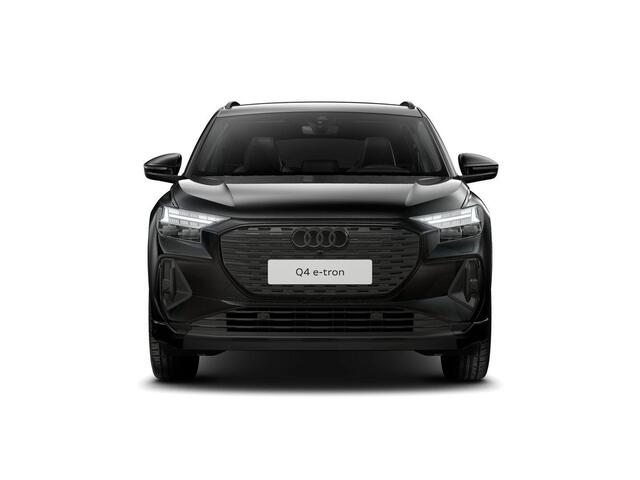Audi Q4 e-tron S edition Competition (A1) e-tron 45 82 kWh 210 k