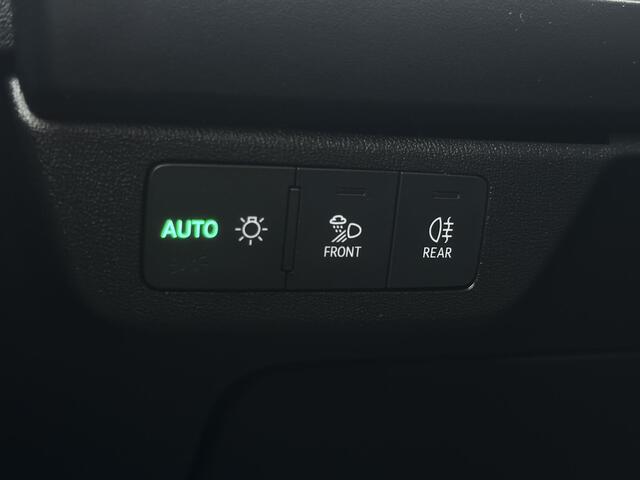 Audi Q4 e-tron 40 Launch edition S Competition 77 kWh | Trekhaak | Led | Voorverwarming | Stoelverwarming | Pano | Head-up display |