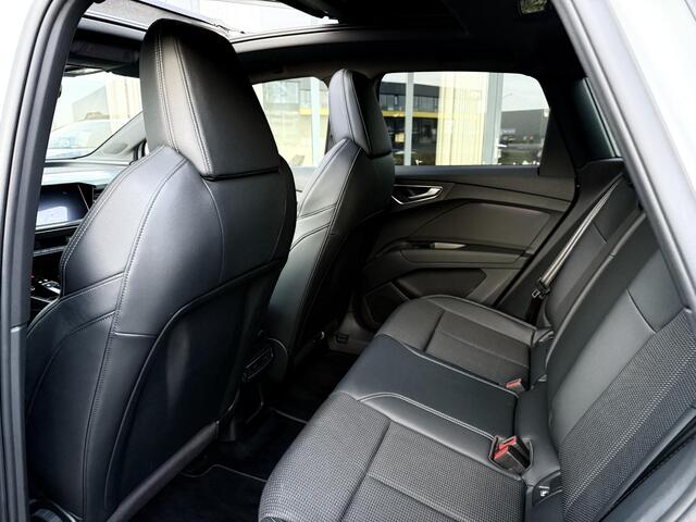 Audi Q4 e-tron 35 2 x S Line/ Panodak/ Trekhaak/ Sfeerverlichting