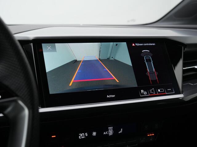 Audi Q4 e-tron 45 quattro S edition 77 kWh 265 pk / S-Line | Warmtepomp | Matrix LED | Achteruitrijcamera | Stoelverwarming | Adaptive Cruise