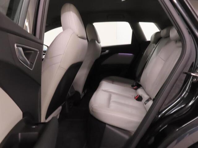 Audi Q4 e-tron 40 Advanced 77 kWh | SoH 97% | Trekhaak | Leder Sport | Stoelverwarming |