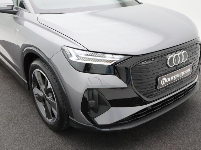 Audi Q4 e-tron S edition Competition 45 | 286 Pk | 20 inch | Privacyglas | Matrix Led | Assistentiepakket plus |