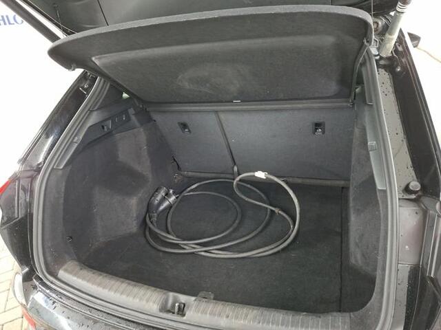 Audi Q4 e-tron 40 S-Line Competition 77 kWh | Navi | Panorama | Virtual Cockpit