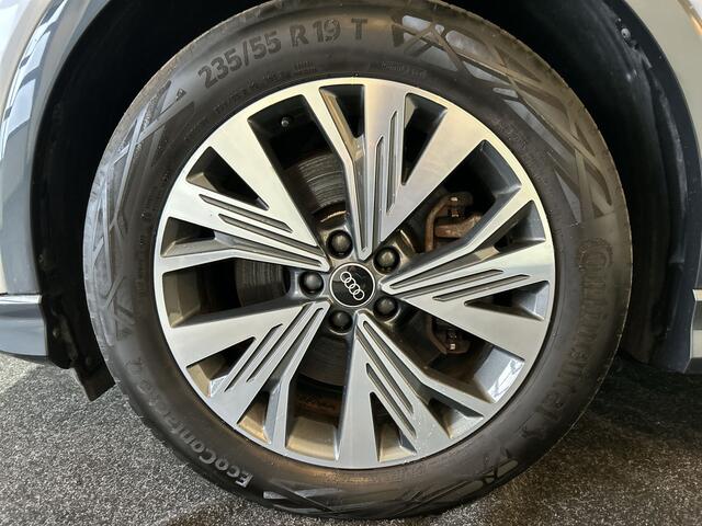 Audi Q4 e-tron 40 Launch edition 77 kWh | parkeer sensoren | schuifbaar dak |