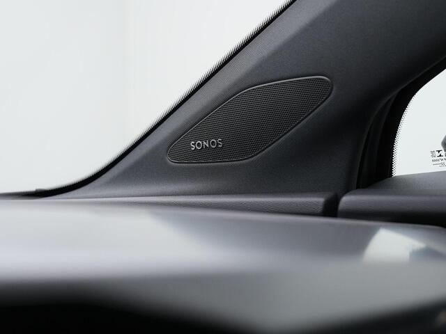 Audi Q4 e-tron 50 Quattro Edition One 82 kWh 299 pk | Panoramadak | Warmtepomp | Head-up display | Sonos